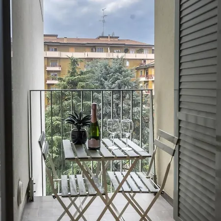 Duomo Bilocale - Private Gym- Metropolitana Milaan