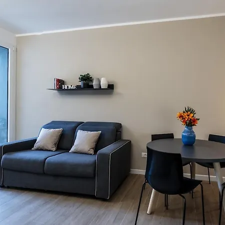 Appartamento Duomo Bilocale - Private Gym- Metropolitana Milano